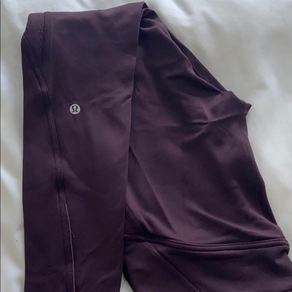 LULULEMON- FLEECE LINED LEGGINGS- DARK PURP - sz 6
